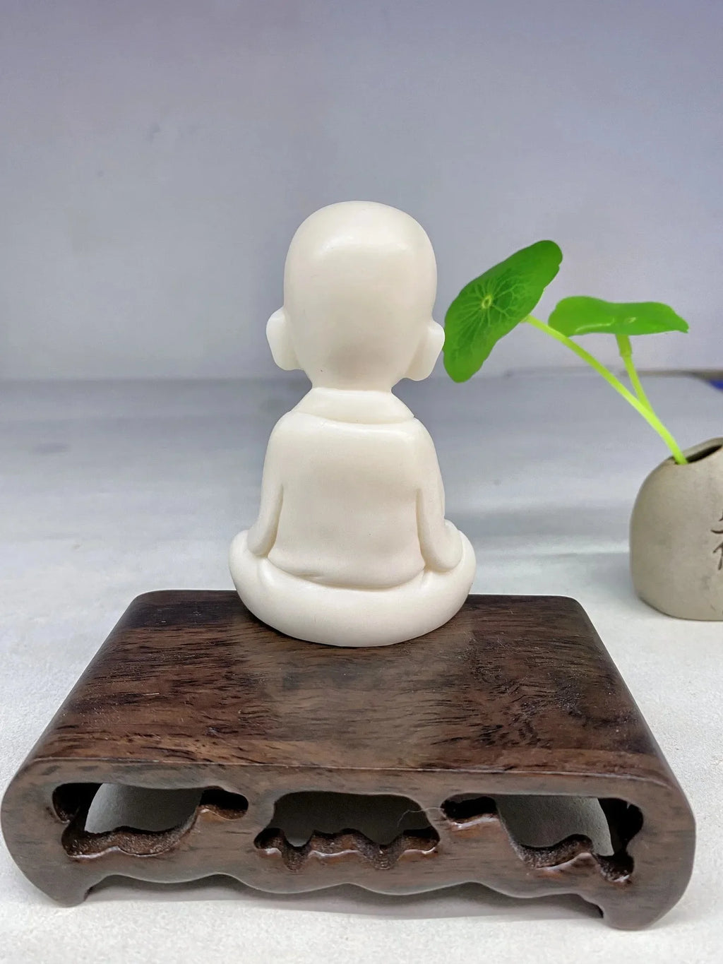 Zen Young Monk Decorative Figurines Buddhist Figure Sculpture Cute Home Room Office Garden Decoration Ornaments