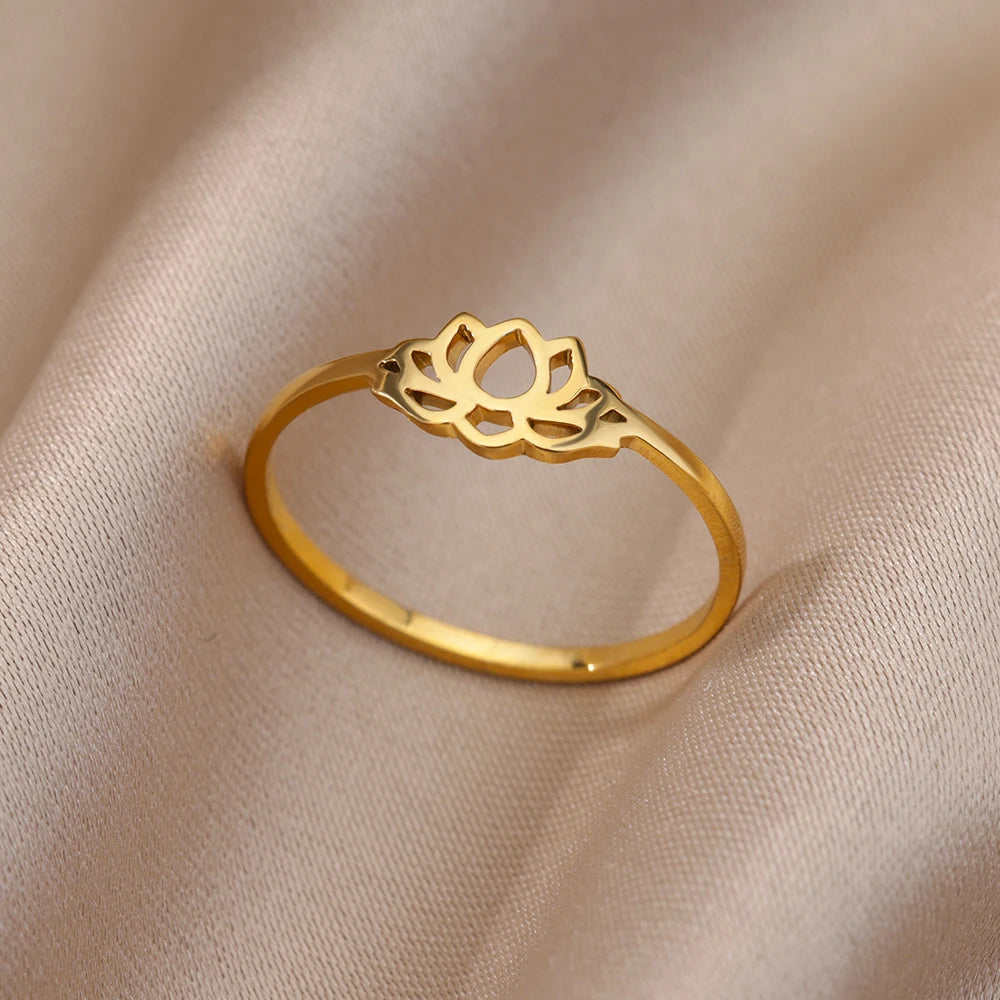 Lotus Flower Stainless Steel Ring – Spiritual Symbol of Purity & Growth