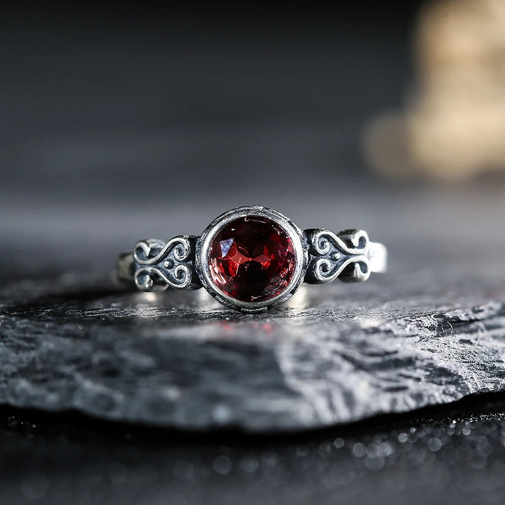 925 Sterling Silver Garnet Ring – Resizable Vintage Style