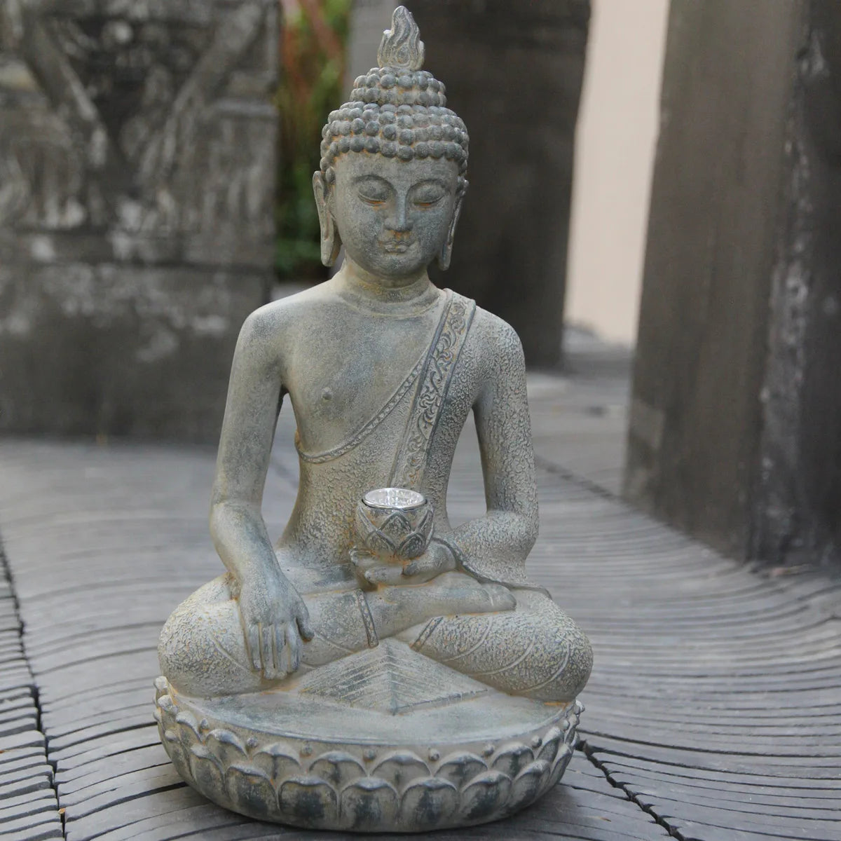 Resin Buddha Statue – Meditative Zen Décor for Home & Garden